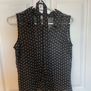 Old Navy sleeveless top